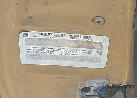 1977 Pontiac Grand Prix из США, поврежденный, VIN 2J57Y7A206199